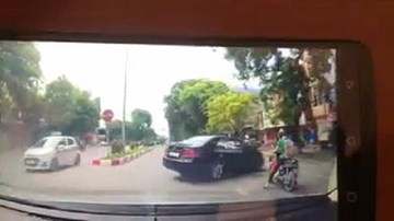 Ô tô quay đầu kiểu 