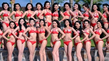 Nghịch lý cách tổ chức thi hoa hậu ở Việt Nam