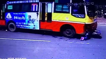 Chỉ 2 giây nhưng cảnh tượng này đủ khiến người xem hãi hùng