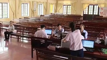 Gánh nặng nợ nần 