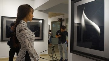 Khỏa thân nghệ thuật: Đâu là tục, đâu là thanh?