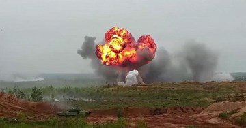 'Xe tăng bay' Su-25 Nga dội mưa tên lửa, diệt hàng loạt mục tiêu mặt đất