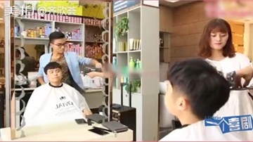 Cười rung rốn: Thợ cắt tóc có tâm nhất quả đất đây rồi