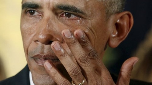 Obama khóc trước mặt mật vụ