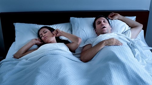 Những dấu hiệu cảnh báo chứng ngưng thở khi ngủ