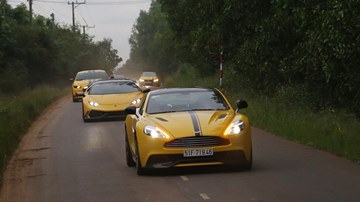Hành trình 1.000 km trên siêu xe băng cao tốc, đường rừng ở VN