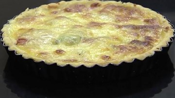 Cách làm pizza pho mát bổ dưỡng cho trẻ biếng ăn