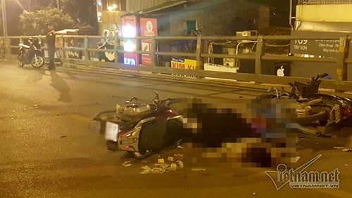 Tai nạn trên cầu vượt Thái Hà lúc nửa đêm, 3 người thương vong