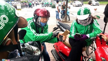 Thực hư chuyện 80% cử nhân chạy xe ôm