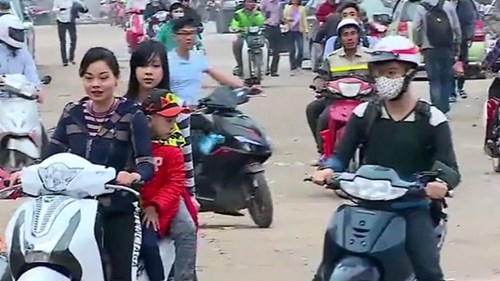 Màn diễn xiếc của những tổ lái Hà thành trên vành đai tỷ đô
