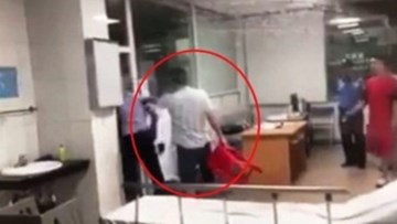 Hành hung nữ bác sỹ, chủ tịch phường bị khiển trách, phạt 300.000 đồng