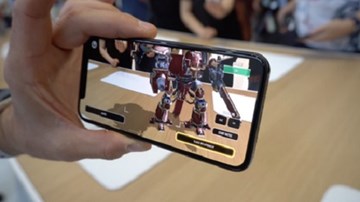 Iphone x “cháy hàng”, suất đặt trước được bán với giá 3.000 đô la Mỹ