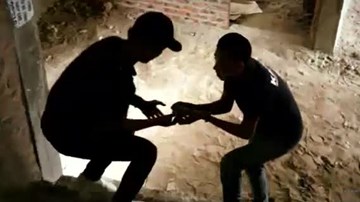 Đạo chích chém gục 2 chủ nhà một đêm