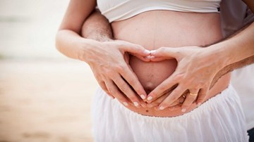 Tiếp tục có bầu khi đang mang thai: Nghe tưởng đùa nhưng có thật