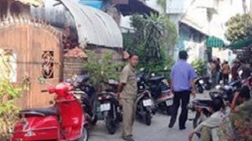 Truy tìm hai thanh niên cắt cổ tài xế xe ôm, cướp tài sản