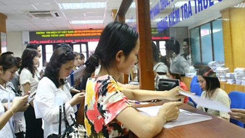 Sẽ thu đồng thời thuế và bảo hiểm xã hội