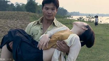 Phim Việt ồn ào vì chuyện diễn viên không mặc nội y