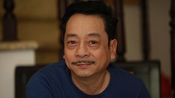 'Ông trùm Phan Quân' khoe giọng hát nồng nàn khiến dân mạng ngạc nhiên