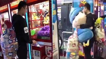 Soái ca gắp thú: “Gắp hết thế giới vào túi”