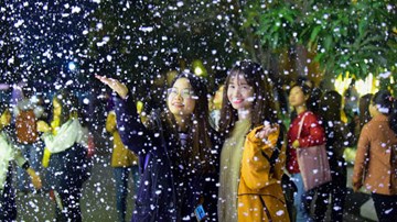 Giới trẻ thích thú với 