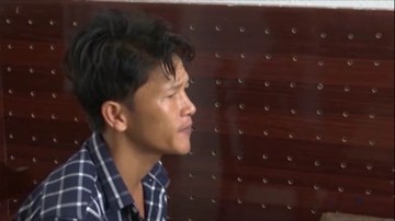 Níu kéo không thành, tạt 2 ca axit vào người yêu