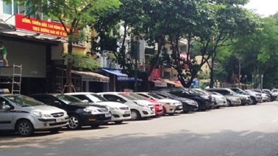 Sự thật về việc thu phí trông giữ xe hiện nay tại Hà Nội
