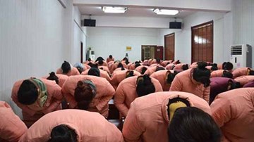 Trung Quốc đóng cửa trường “dạy vợ”