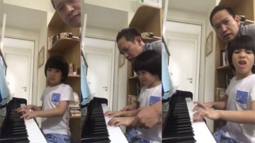 Duy Mạnh dạy con tập đàn siêu hài hước và đáng yêu khiến dân mạng thích thú