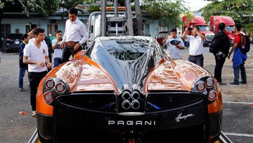 Đọ xế hộp mới rao bán của Minh 'nhựa' và Cường 'Đôla'