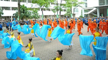 Mãn nhãn với màn nhảy flashmob của nhóm sinh viên trường Đại học Xây dựng