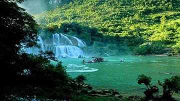 Xuất hiện nhiều dự án xây dựng trái phép giữa Vườn quốc gia Ba Bể