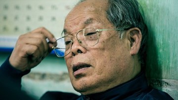 Thử đọc thơ viết bằng 'Tiếw Việt' theo cải tiến của PGS Bùi Hiền
