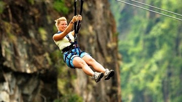 Những trò chơi dựng tóc gáy vẫn khiến nhiều người muốn liều