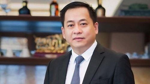 Ông Vũ 'nhôm' bị áp giải về Nội Bài