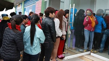 Các cây ATM đồng loạt hết tiền dịp Tết Mậu Tuất 2018