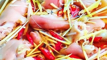 Làm món chân giò tứ vị ngon ngất ngây đãi khách ngày Tết