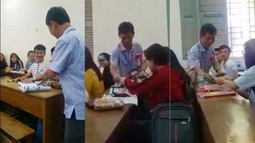 Thầy hiệu trưởng đến từng bàn mừng tuổi từng người khiến sinh viên bất ngờ