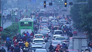 Chưa được phép, các phương tiện đã 'chiếm đường' xe buýt BRT