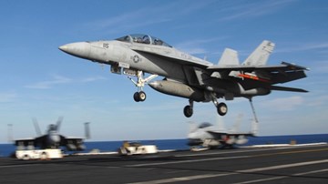 F/A-18 E/F Super Hornet: Cốt lõi sức mạnh tàu sân bay Mỹ