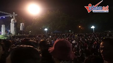 Ngàn người đi Hội Lim nghe hát quan họ xuyên đêm