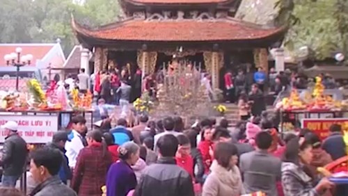 Tiền công đức tại các khu di tích hiện nay được sử dụng như thế nào?