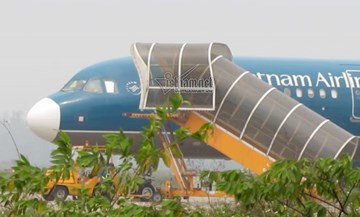 Người tâm thần đột nhập sân bay Vinh, lên máy bay sắp cất cánh