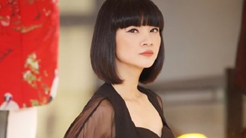 Chân dài Hạ Vy: ‘Tôi từng tiếp rượu đại gia với giá 500-1.000 USD’