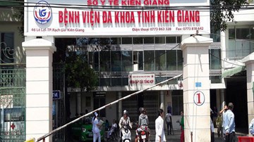 Bác sĩ “đuổi” bệnh nhân về nhà tại Kiên Giang?