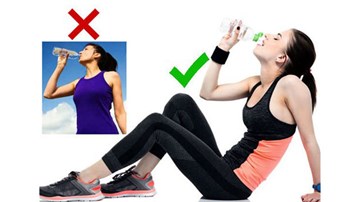 Hóa ra khi uống nước nên ngồi chứ đừng đứng, bạn biết vì sao không?