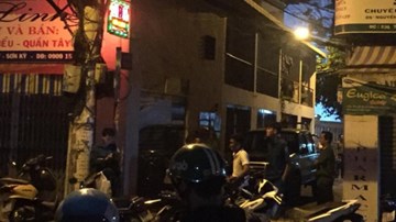 Nam thanh niên bị bắn gục trước cửa nhà