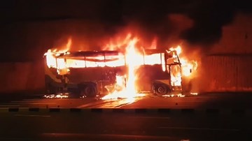 Thái Lan: Xe bus cháy rừng rực, hàng chục người thiệt mạng