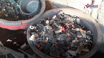 Hơn 3 tấn cà phê bẩn nhuộm bằng pin tuồn ra thị trường