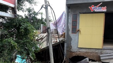 Sụt lún kinh hoàng ở Hà Nội, hố sâu 7 mét 'nuốt trọn' nhà dân