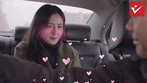 Cười rung rốn với màn đỗ xe khiến cô gái xinh đẹp tưởng bở